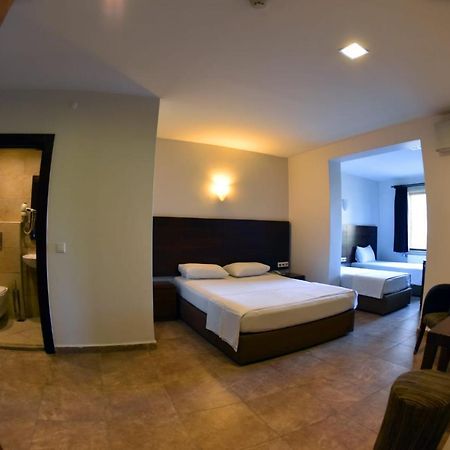 Elmas Hotel Bursa Esterno foto